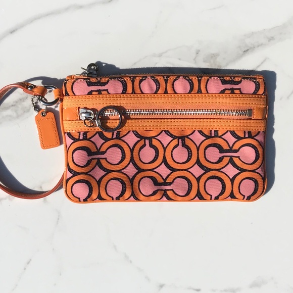 Coach Poppy Wristlet - Picture 2 of 8